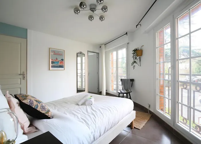 Expat Renting - Le Bistrot - St Cyprien - Parking Lägenhet